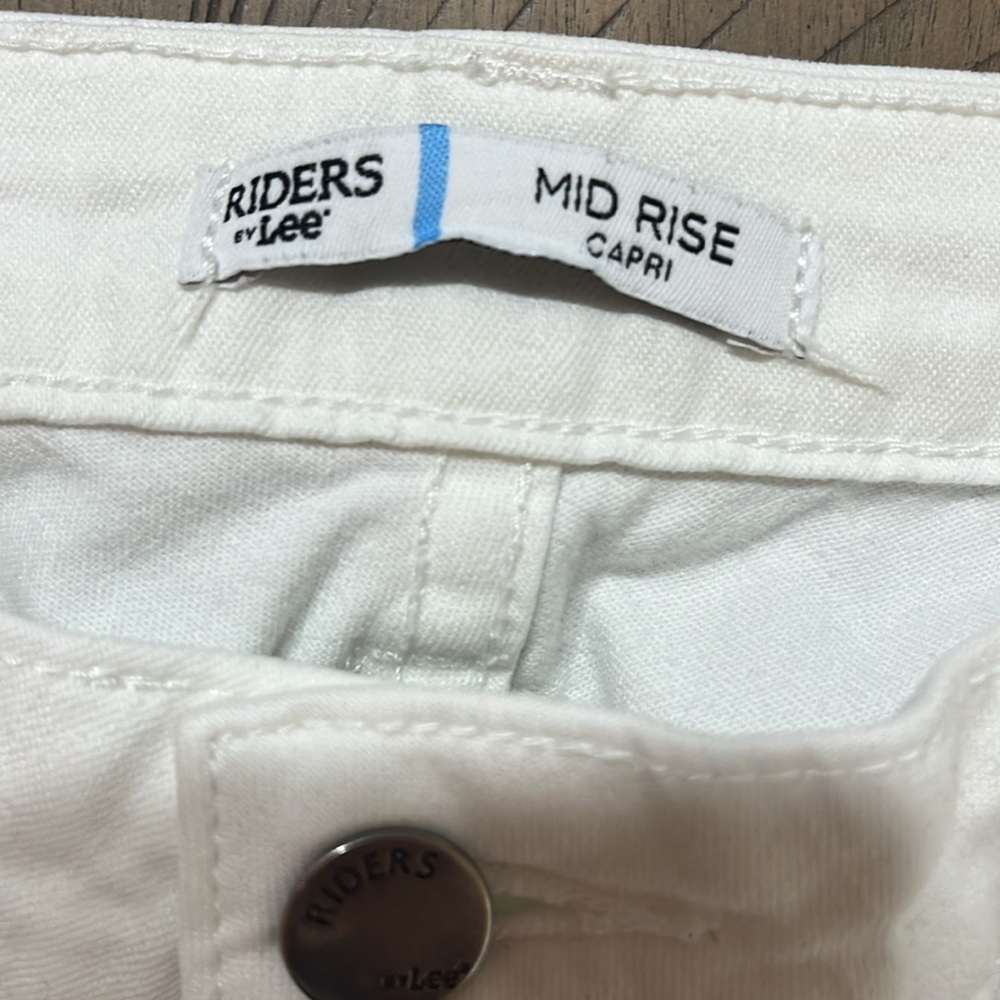 467 Lee Riders Mid Rise Capri white size 12 - Picture 4 of 6